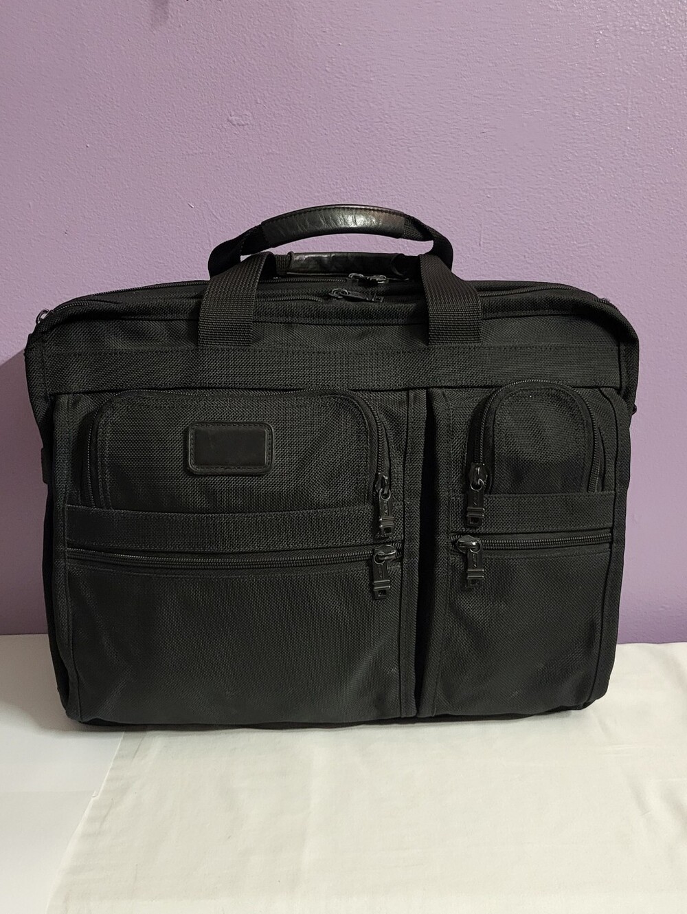 TUMI Alpha Deluxe Shoulder Messenger Bag Multi-Pocket BRIEFCASE Organizer 2621D3